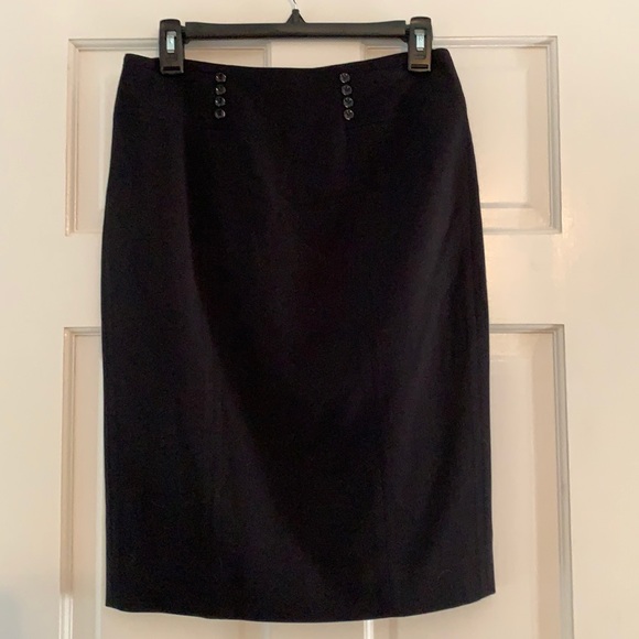 Black pencil skirt - Picture 1 of 2